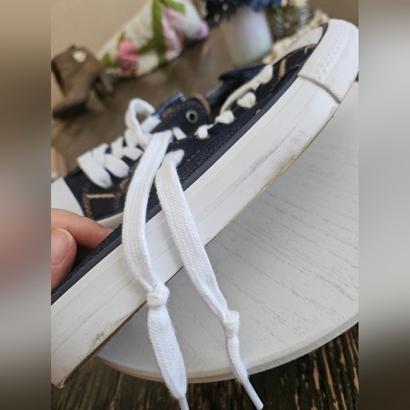 Levi's 1083926 Slip On Shoe Women's 6.5 Blue Casual Canvas Denim Jean Look - Picture 7 of 8